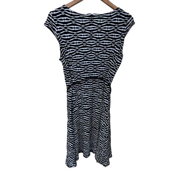 Anne Klein Size 10 Fit & Flare DRESS Black White Geo Texture A-Line Swing Medium - Picture 4 of 9